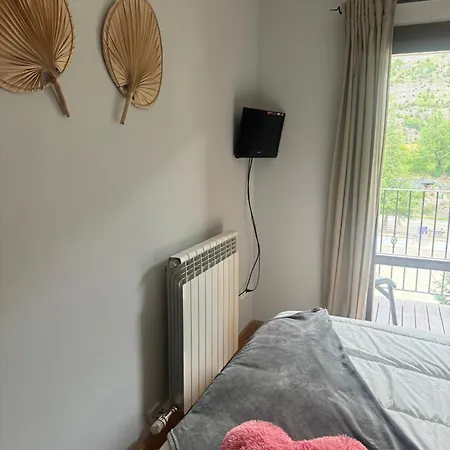 Casa Escarlata, Aventura En Pirineos Apartamento