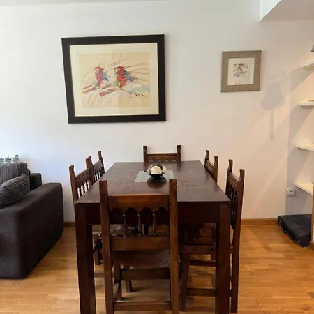 Casa Escarlata, Aventura En Pirineos Apartamento Escarrilla