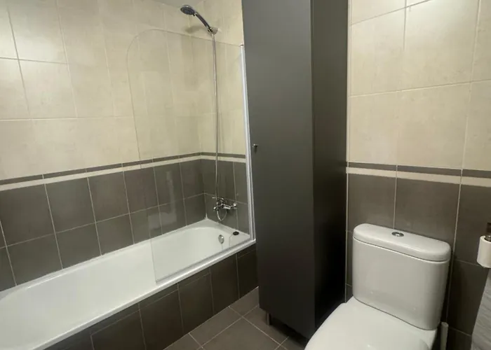 Casa Escarlata, Aventura En Pirineos