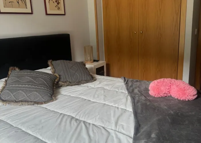 Casa Escarlata, Aventura En Pirineos *